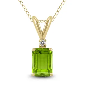 14K Yellow Gold 6X4Mm Emerald Shaped Peridot And Diamond Pendant