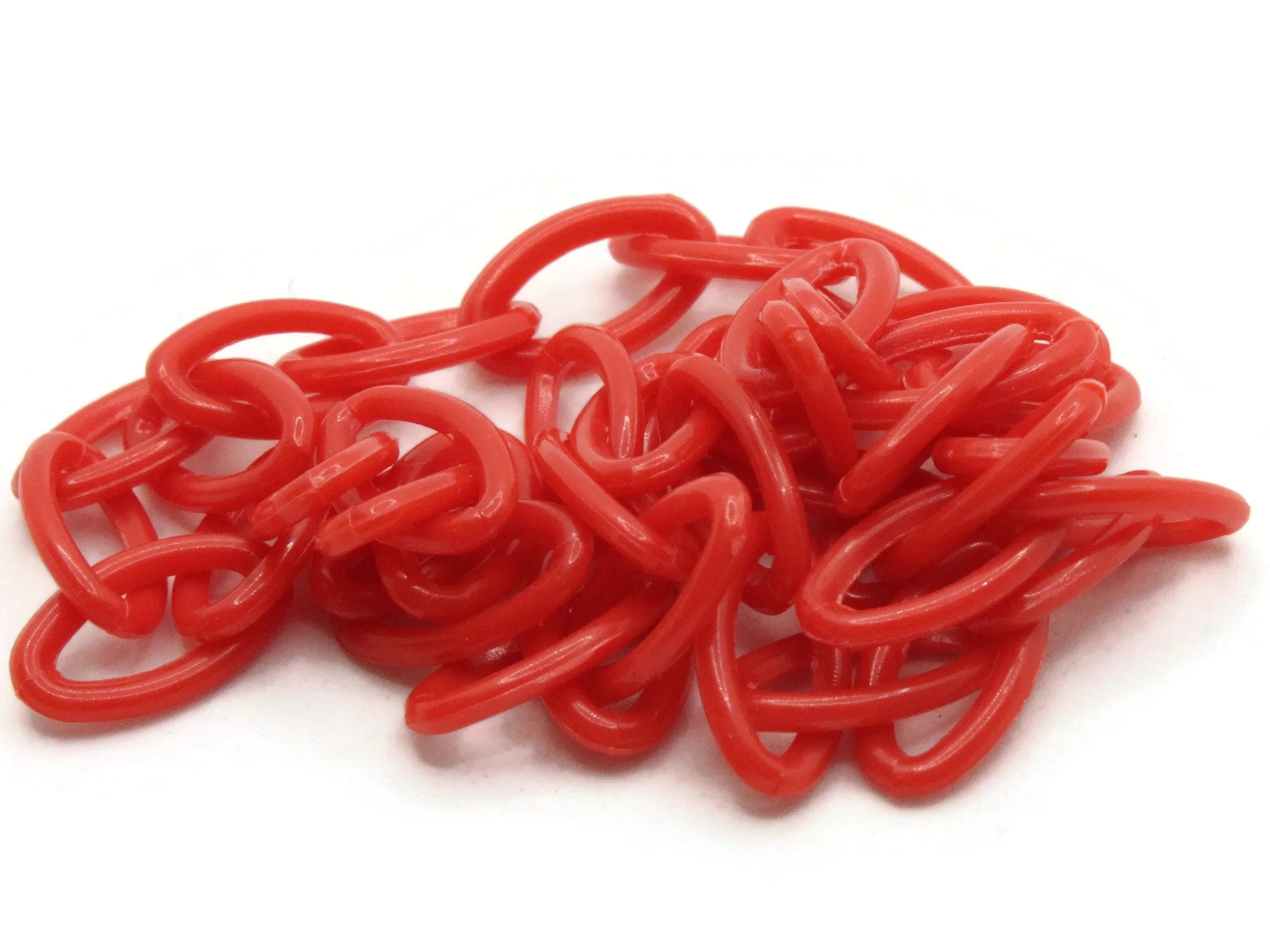 15.75 Inch Red Plastic Oval Chain - 40cm chain - 13x8mm links