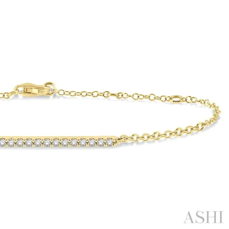 1/6 Ctw Round Cut Diamond Petite Bar Bracelet in 10K Yellow Gold