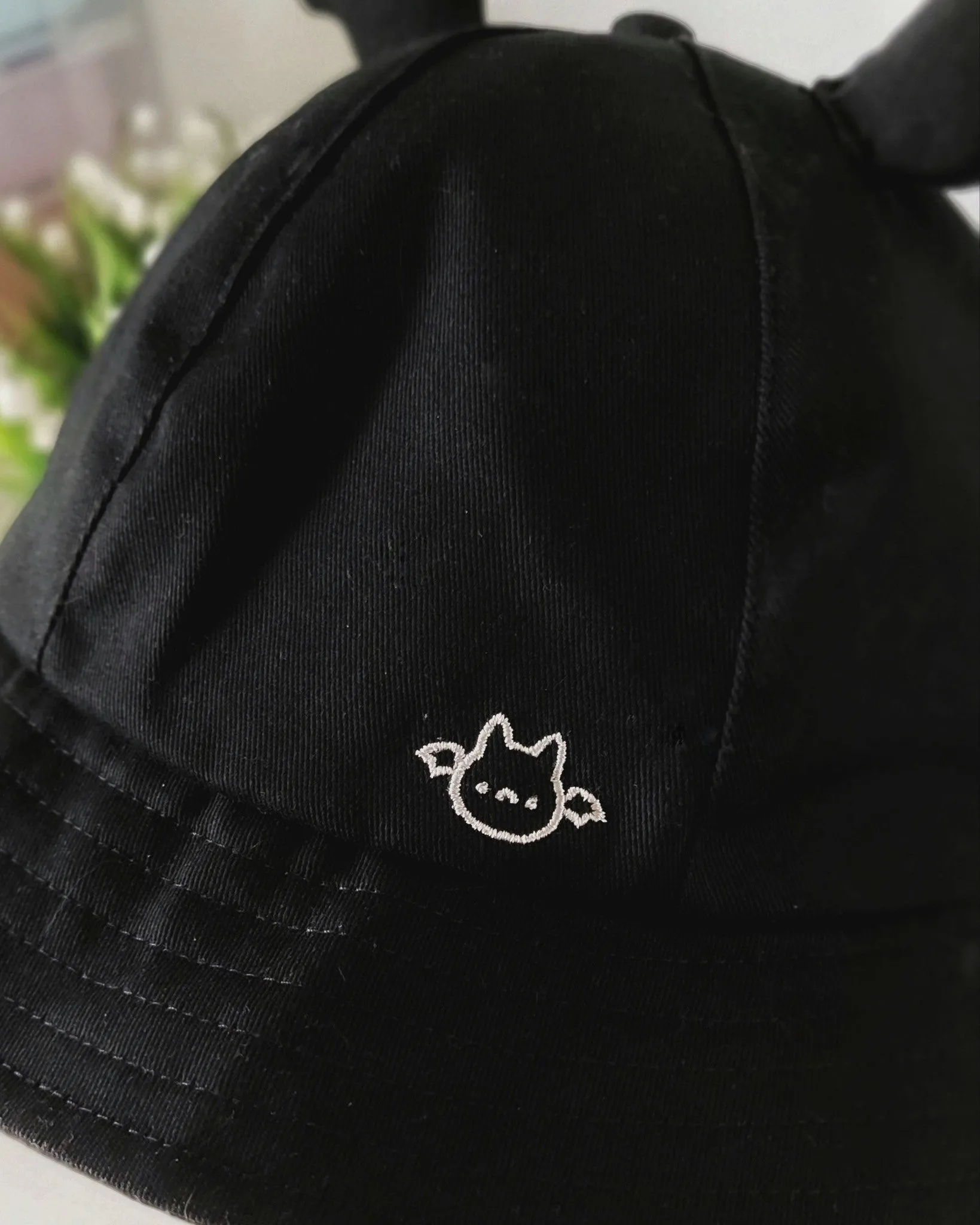 Bat bucket hat