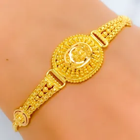 Beautiful Detailed Oval Bracelet