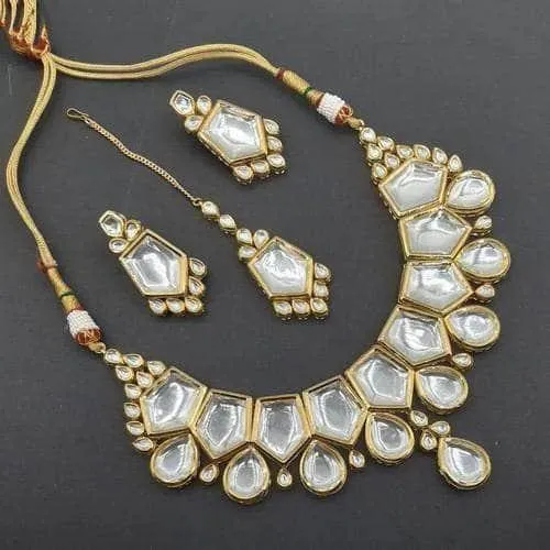 Big Kundan Drop Motif Necklace Set