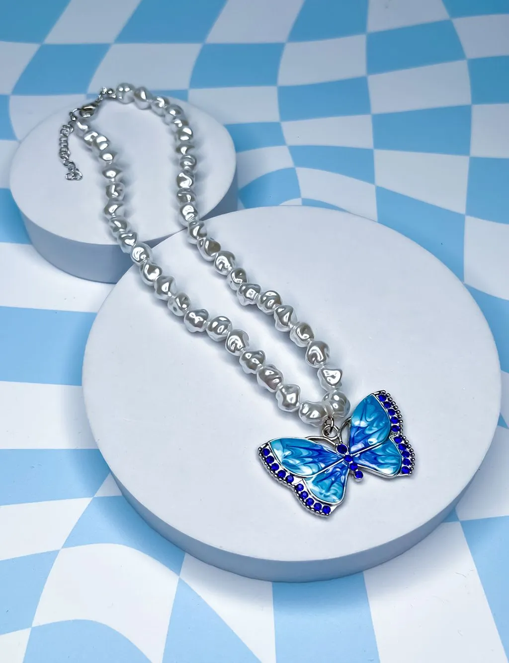 BUTTERFLY MAGIC NECKLACE - BLUE