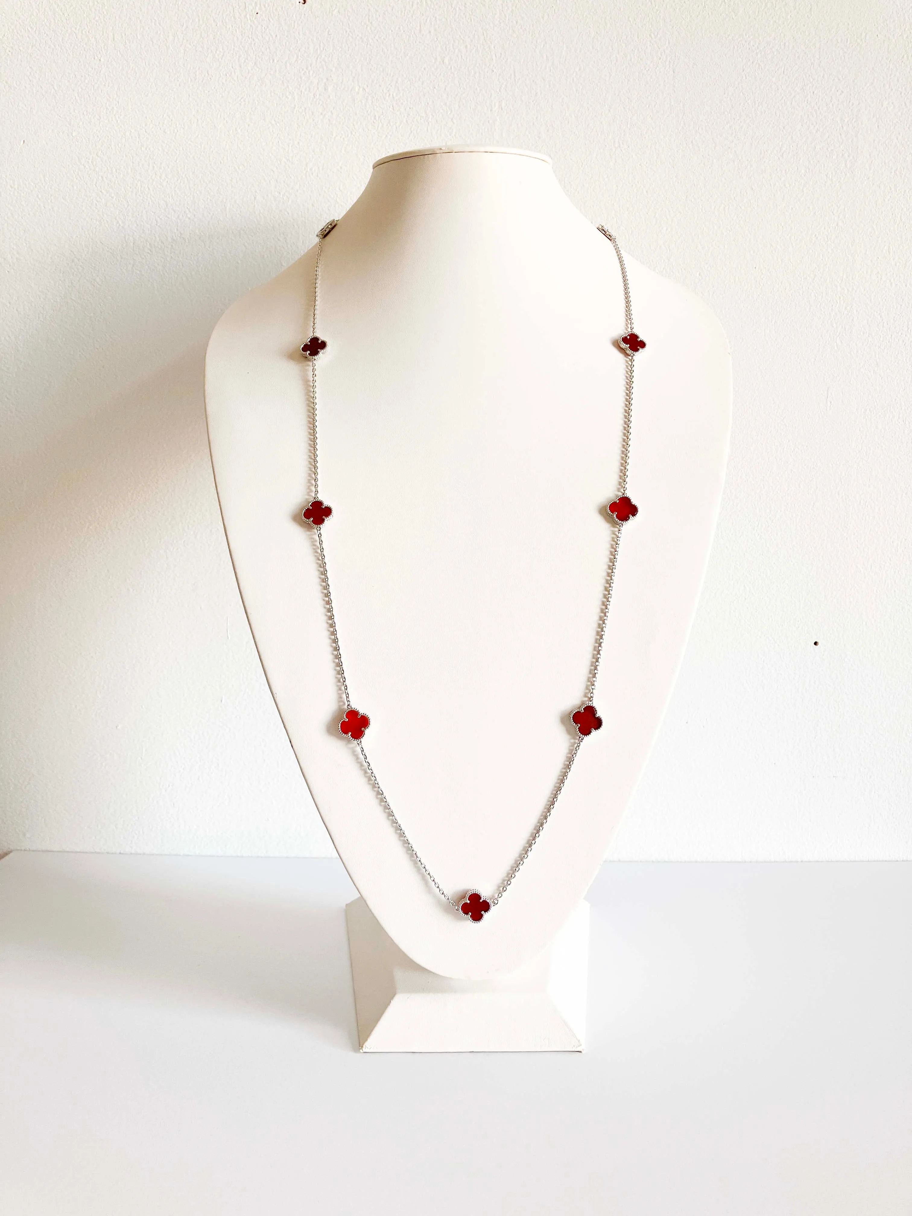 Carnelian Quatrefoil Rope Necklace in Silver