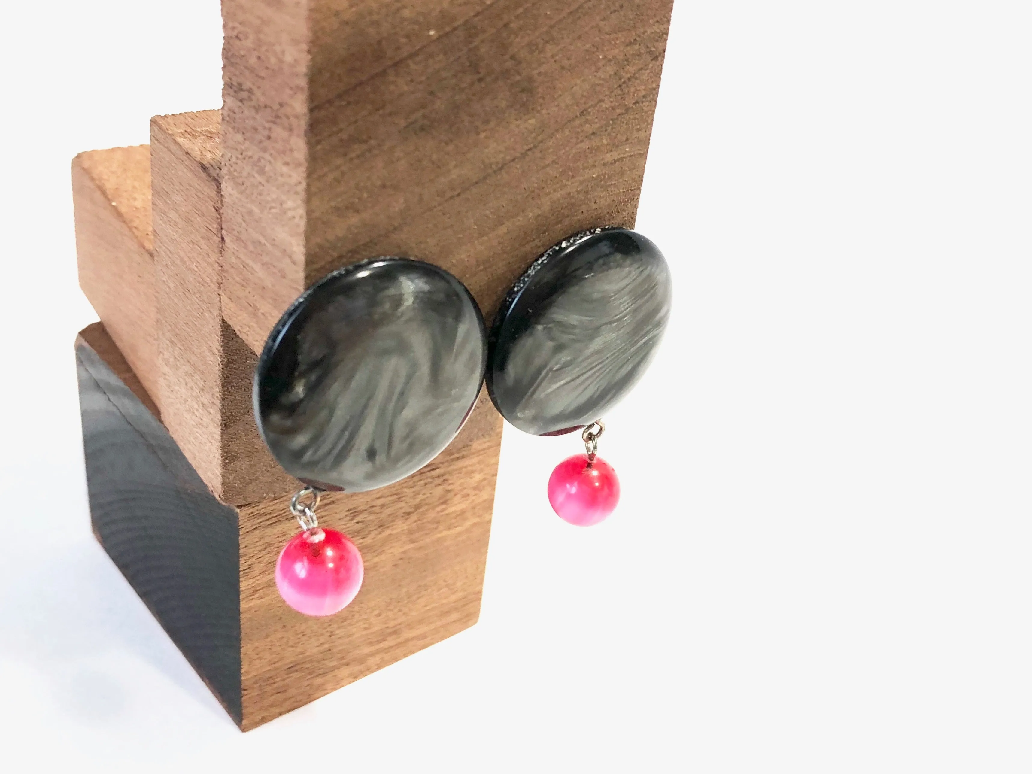 Charcoal Grey & Hot Pink Disc Drop Dottie Earrings