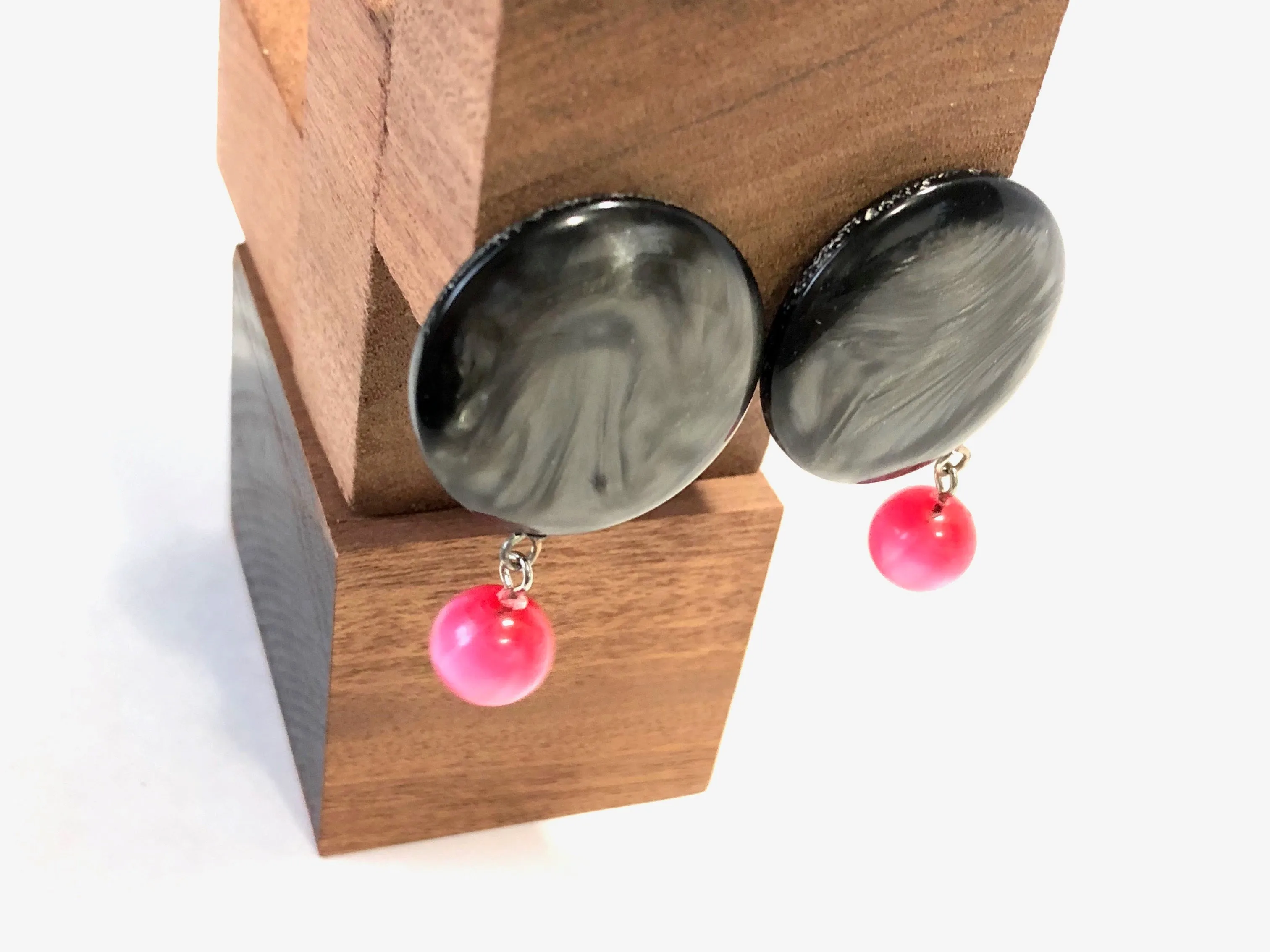 Charcoal Grey & Hot Pink Disc Drop Dottie Earrings