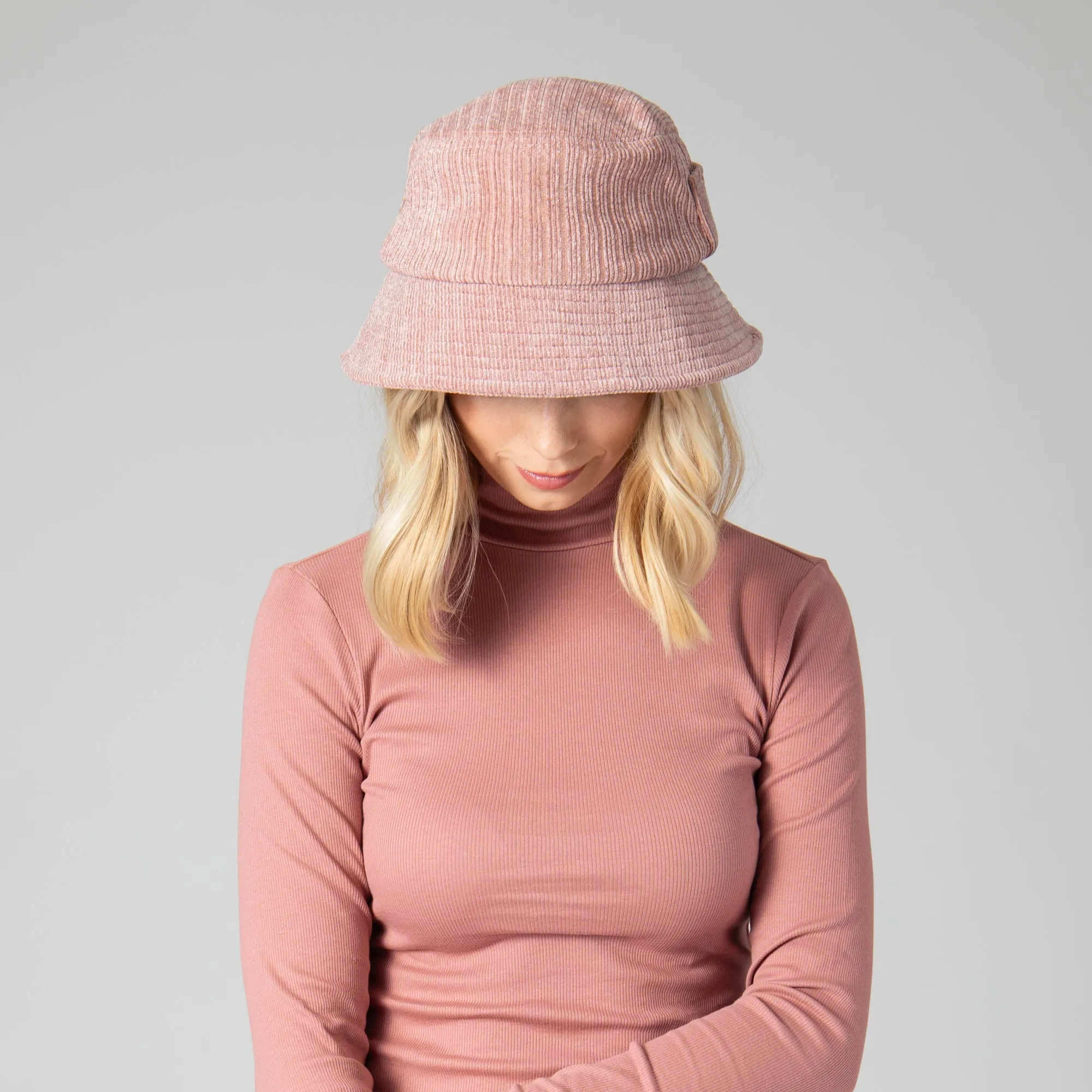 Cozy and Chic Bucket Hat