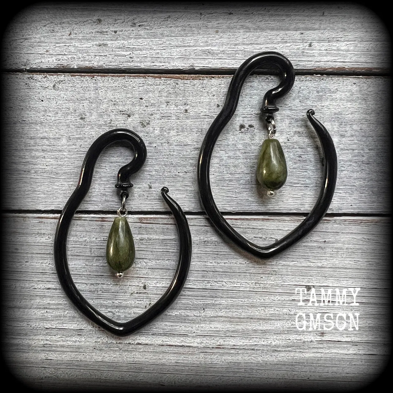 Green jade tear drop ear hangers-Hanging gauges