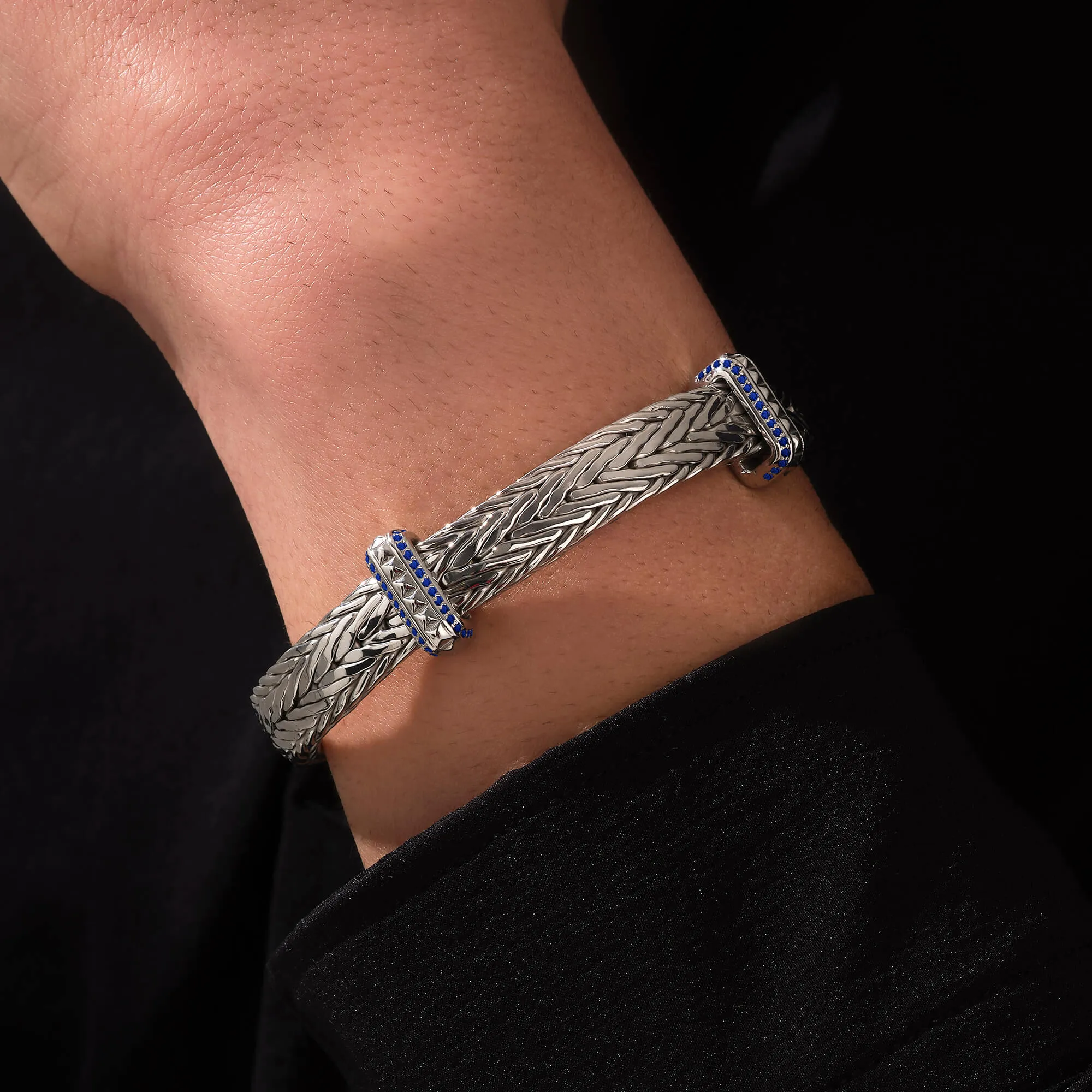 Iconic Sapphire Woven Elements Bangle