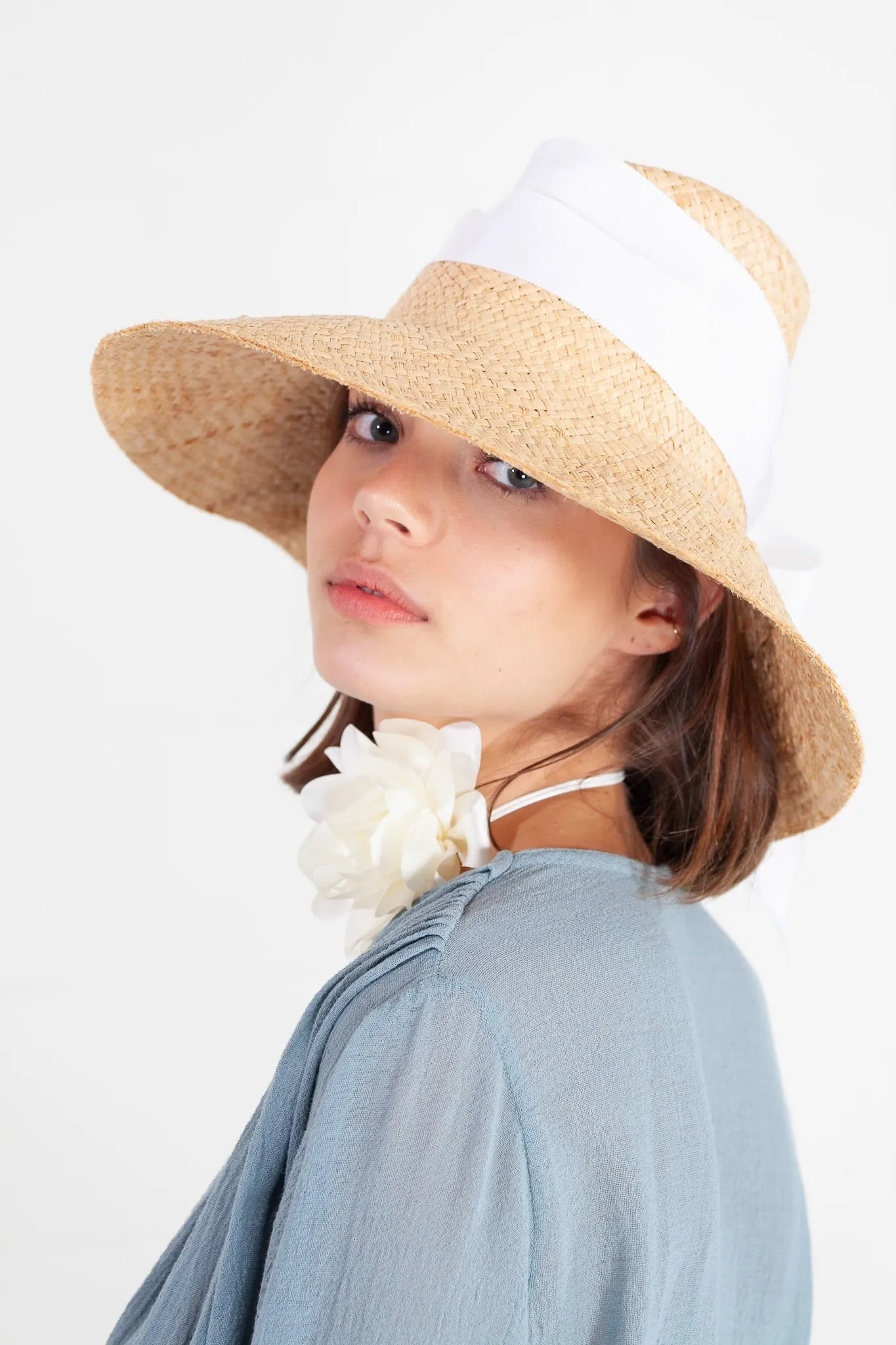 Ivory Flower Choker