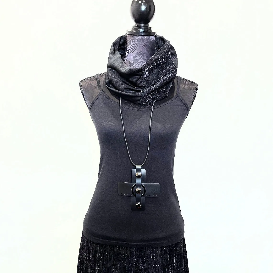 Luxe Collar - Loop Scarf - Black With Black Sparkle Trim