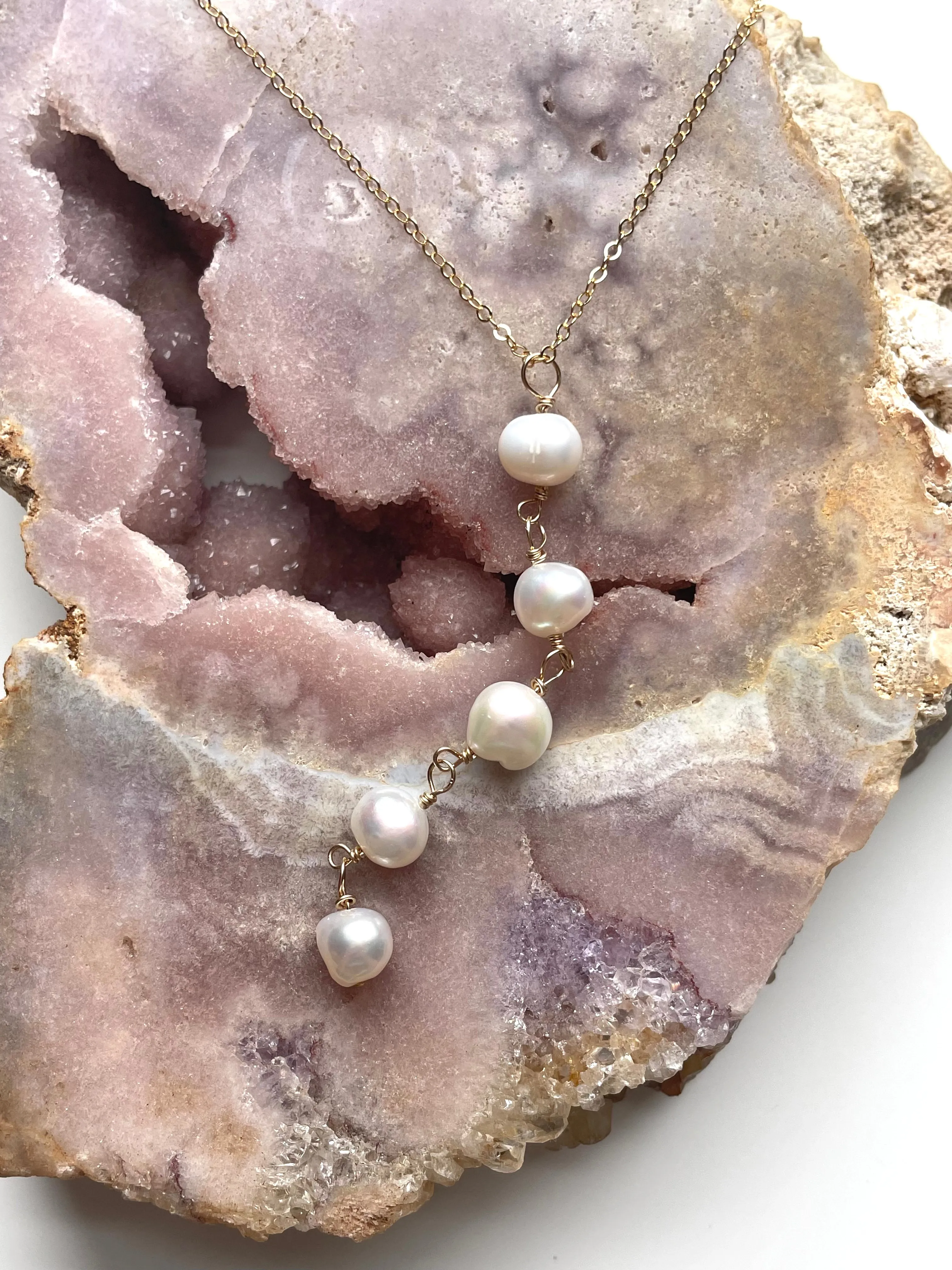 Pearl Lariat Necklace, Chunky Long Layering Pearl Necklace