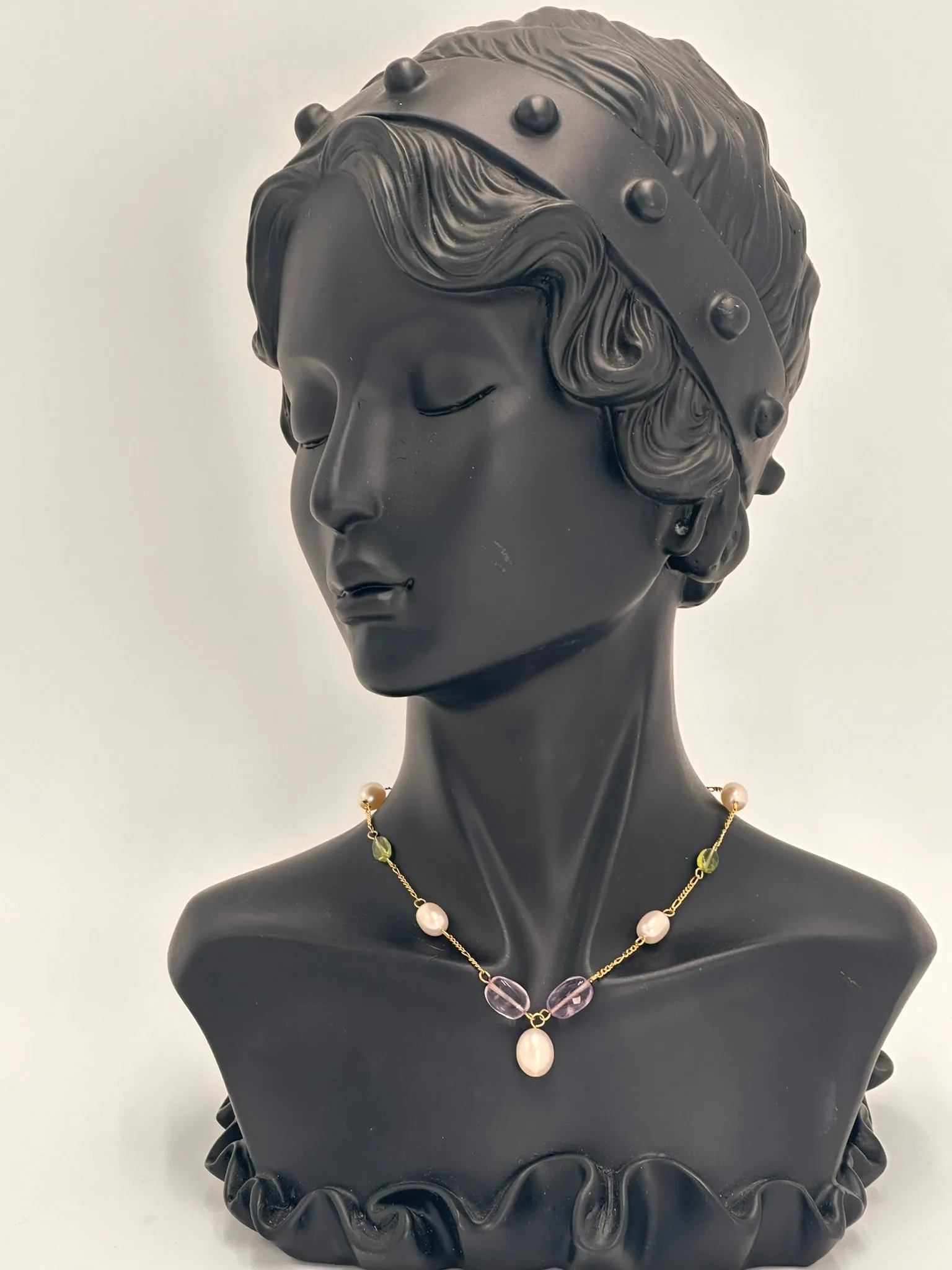 "Enchanting 14ct Yellow Gold Pearl & Gemstone Necklace - Certified Luxe Elegance"