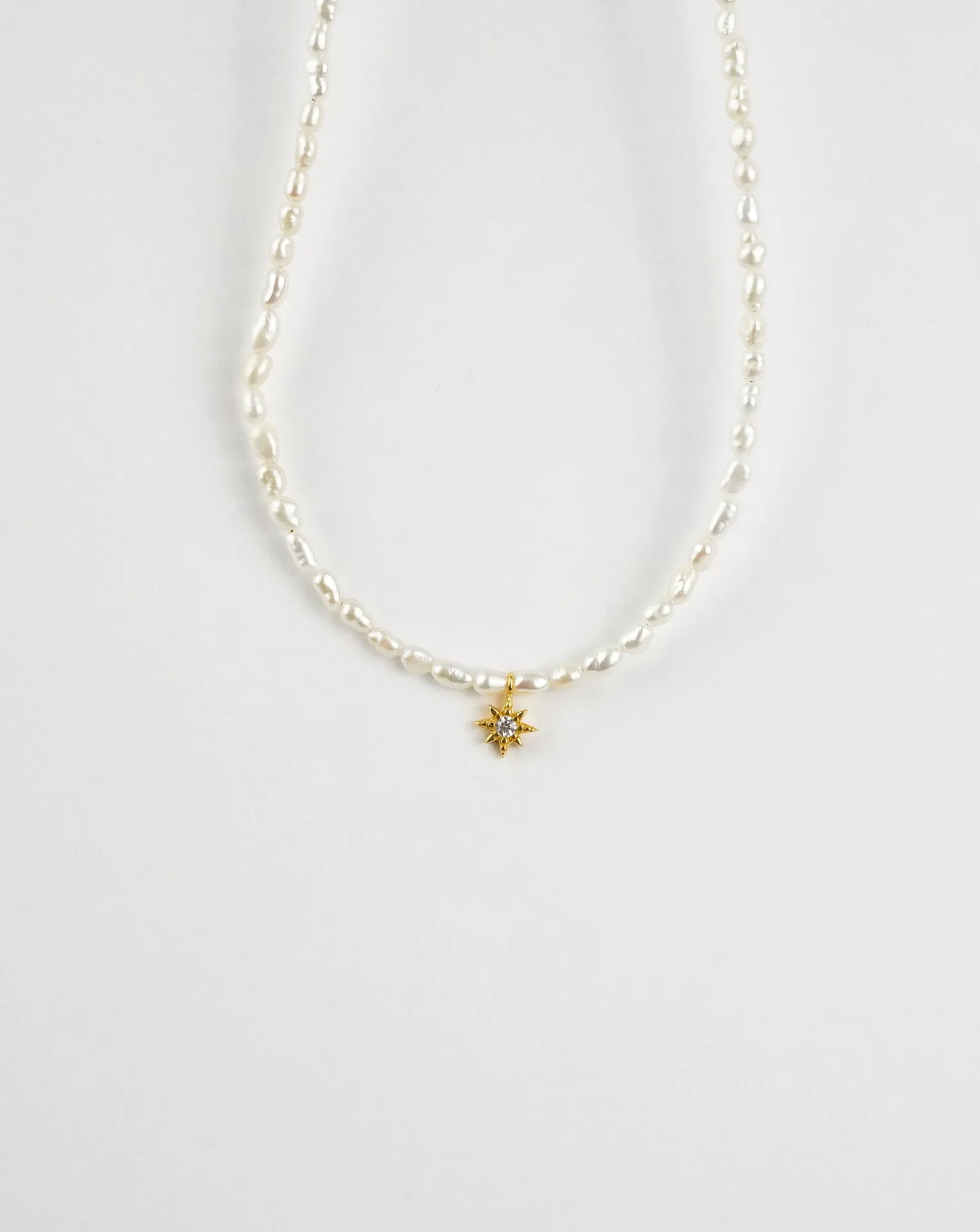 Star Pearl Necklace - Elegant and Sophisticated Jewelry