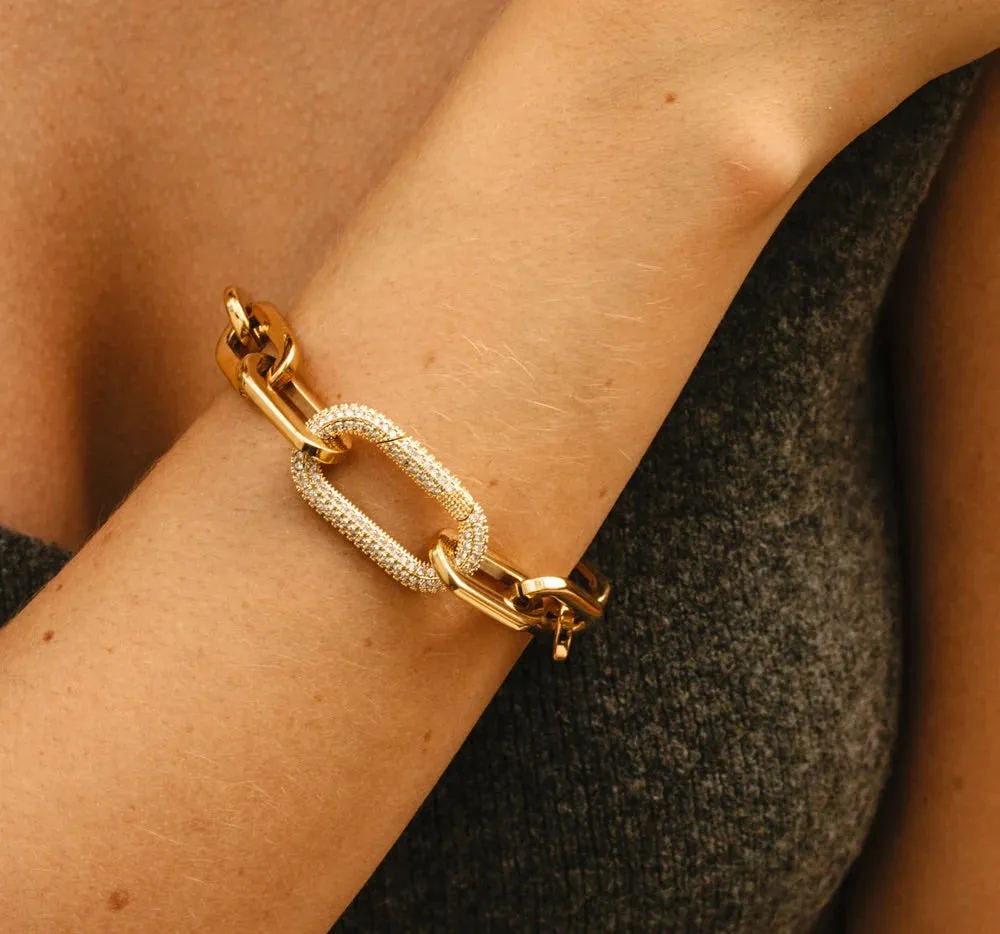 The Puerto Fino Gold Bracelet by Artizan Joyeria