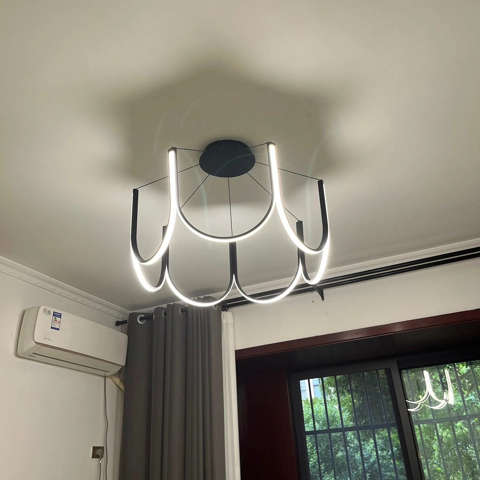 U7 Multi Pendant Light