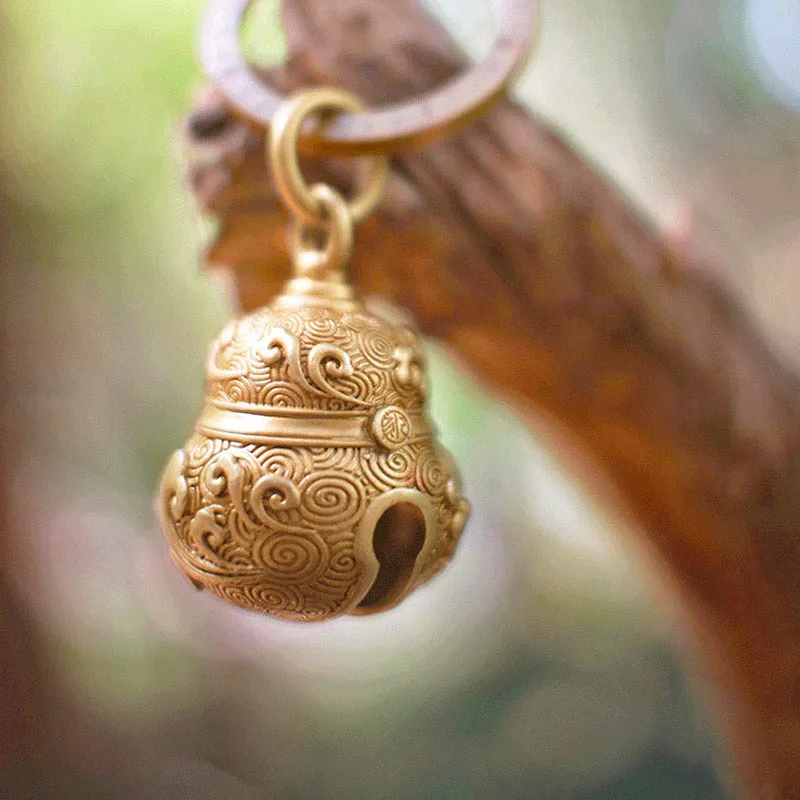 Vintage Chinese Auspicious Cloud Pattern Handcrafted Brass Gourd-shaped Bell Pendant