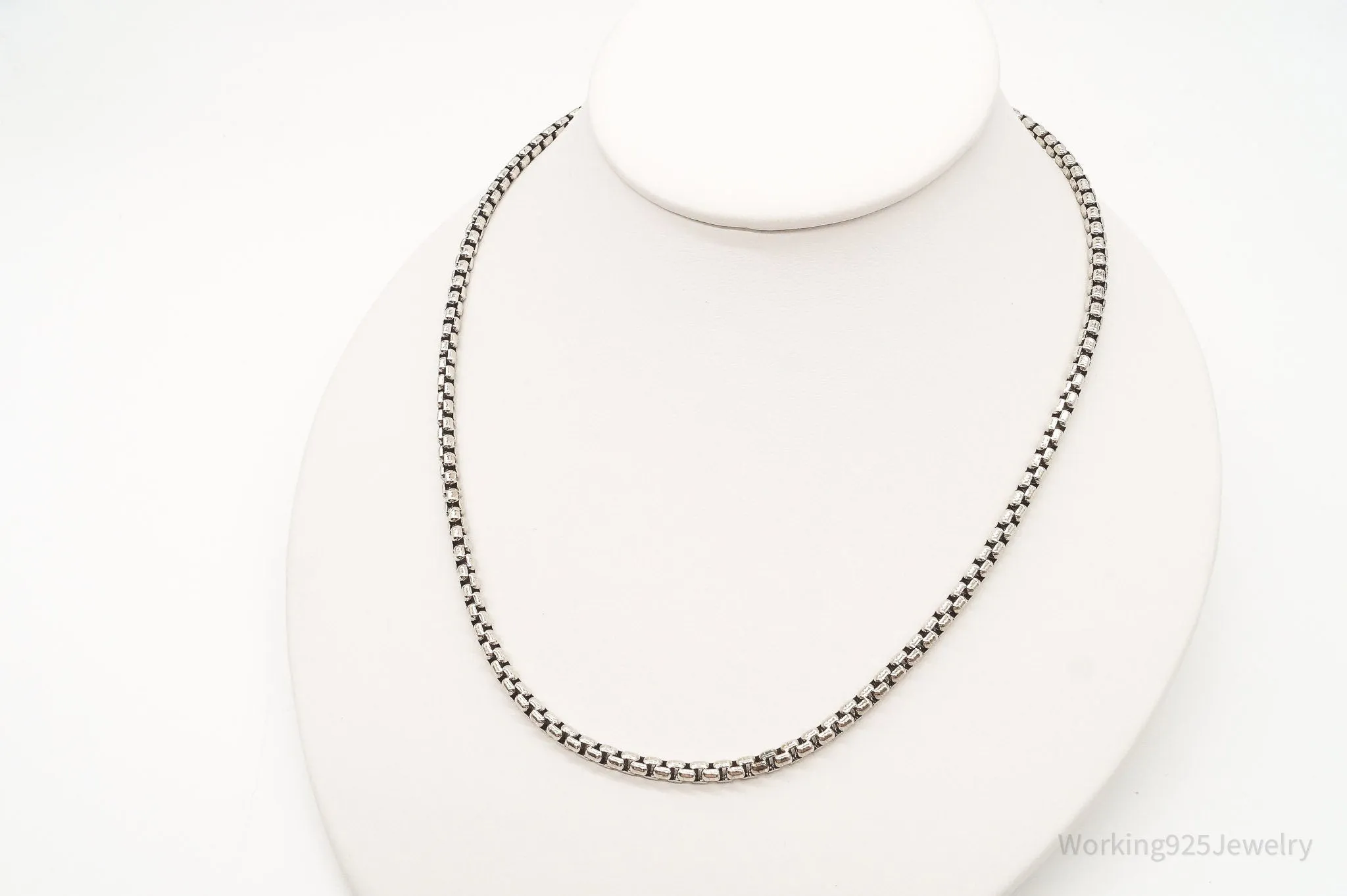 Vintage High Fashion Sterling Silver Puffy Box Chain Link Necklace