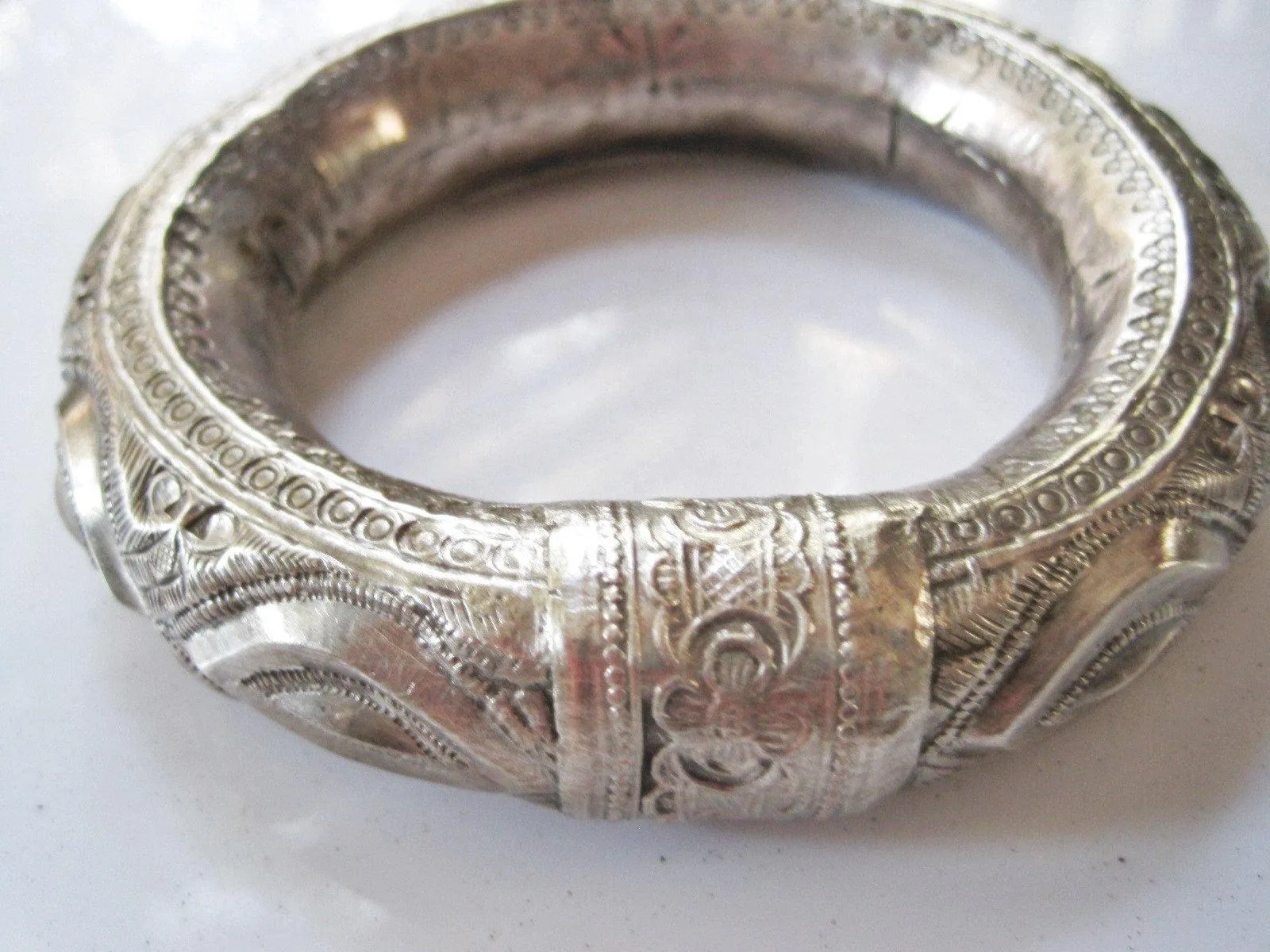 Vintage Silver Omani Rattle Bracelet